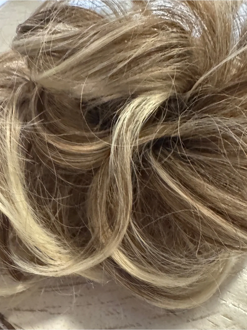 Juvabun Blonde Women’s Hairpiece - Natural & bleach Blonde Highlight- used once